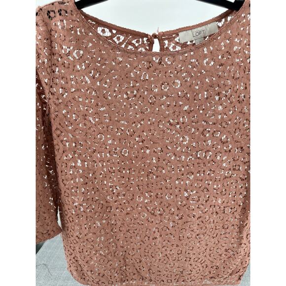 The Loft Shirt Womens Medium Lace Blouse Pink Crochet Pullover Geometric Pattern - Picture 3 of 8
